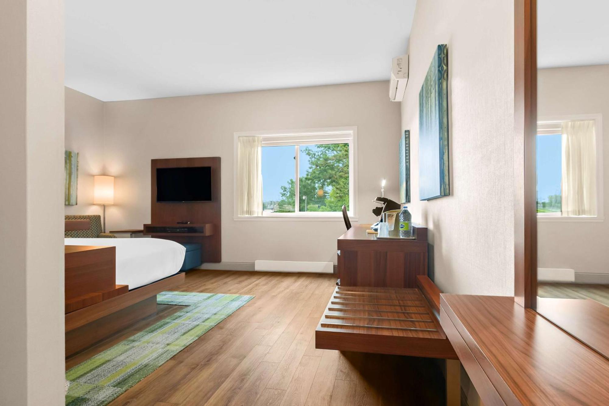 Best Western Plus Mont-Laurier Luaran gambar
