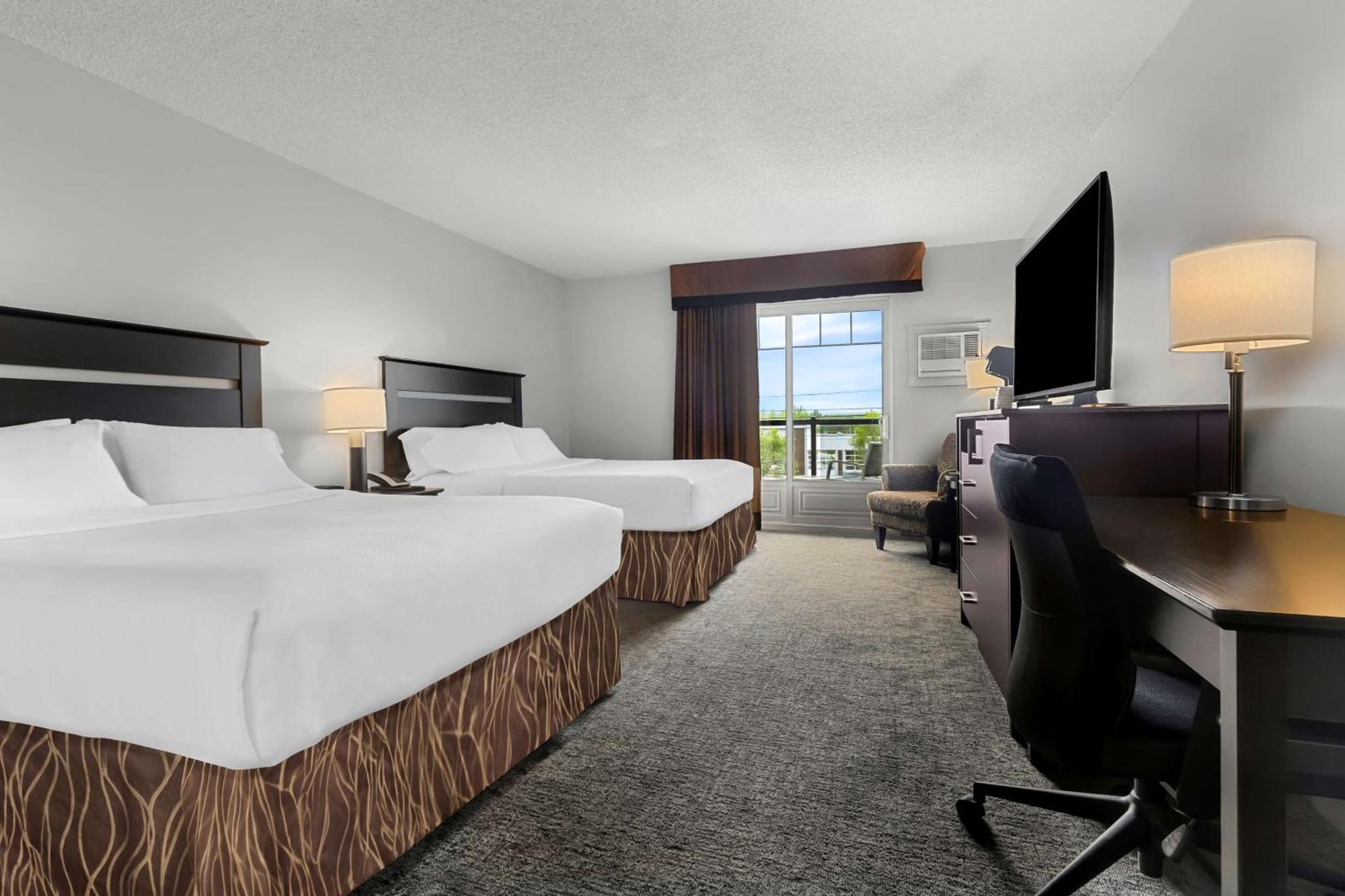 Best Western Plus Mont-Laurier Luaran gambar