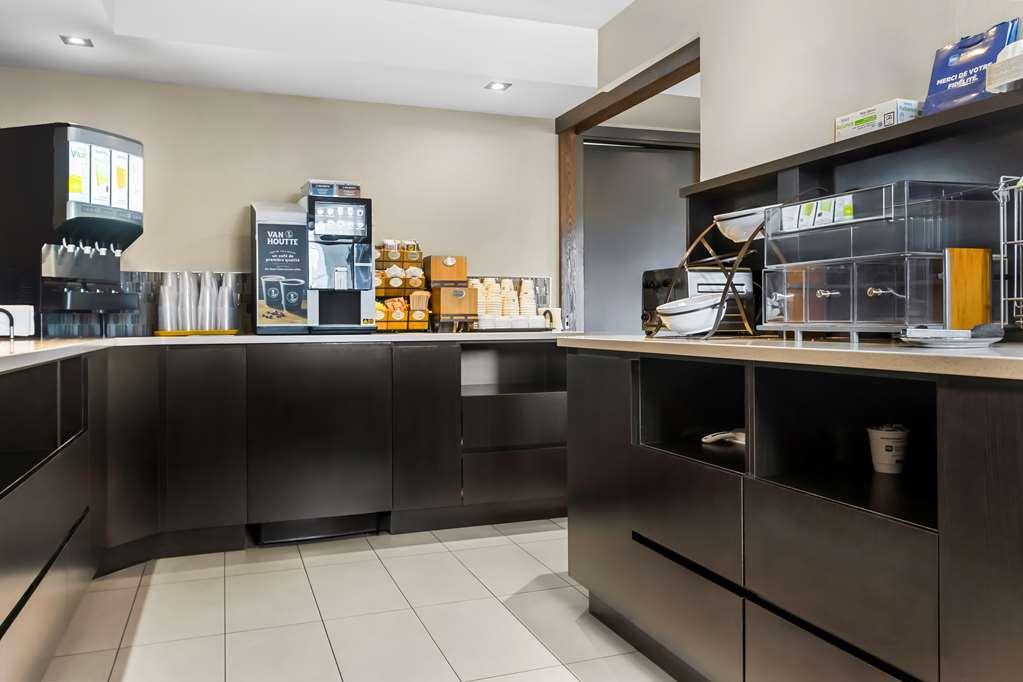 Best Western Plus Mont-Laurier Restoran gambar