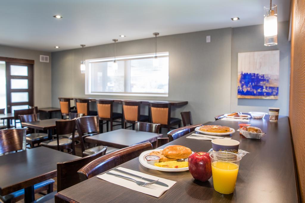 Best Western Plus Mont-Laurier Luaran gambar
