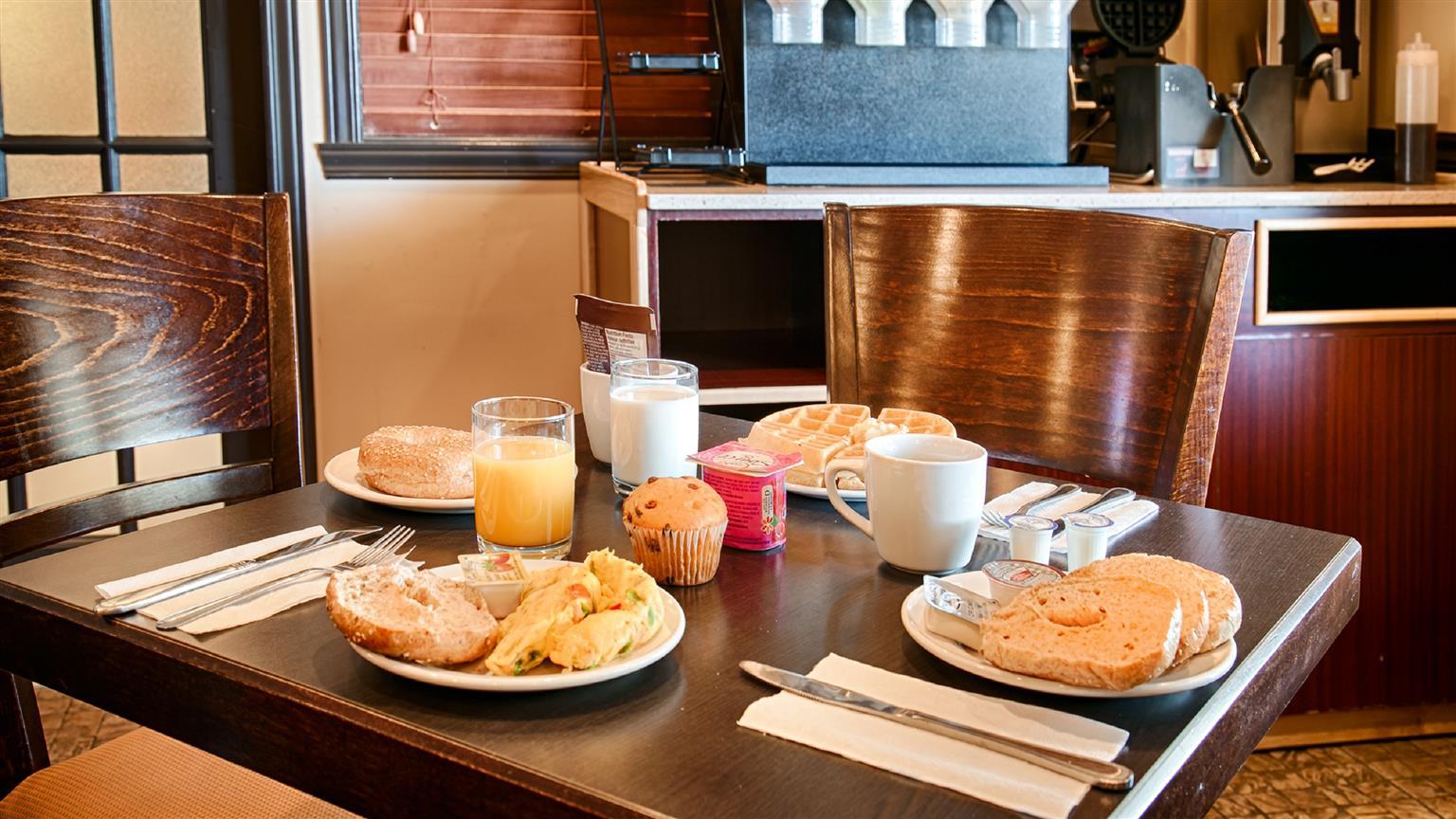Best Western Plus Mont-Laurier Luaran gambar